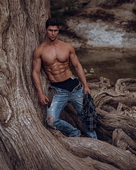 We Need To Admire The Awesome Cock Bulge Of Kyle Hynick. by Conran · April 13, 2021 (+40 rating, 54 votes) Loading... We haven't seen him here at Gay Body Blog since July last year but I think we all agree that we need to see more of Kyle Hynick and his big Canadian bulge. When I found these photos I actually had to spend a little time …
